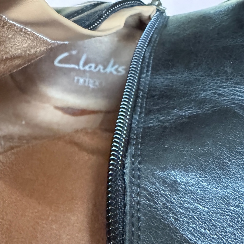 Clarks Black Boots - Picture 5 of 6